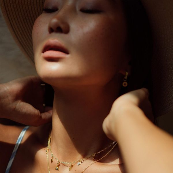 Gold Moonstone Sun Earrings, Soluna | By Lunar James Online – Bild 3